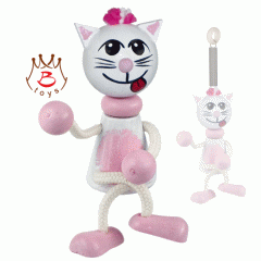 DŘEVĚNÁ FIGURKA NA PRUŽINĚ
